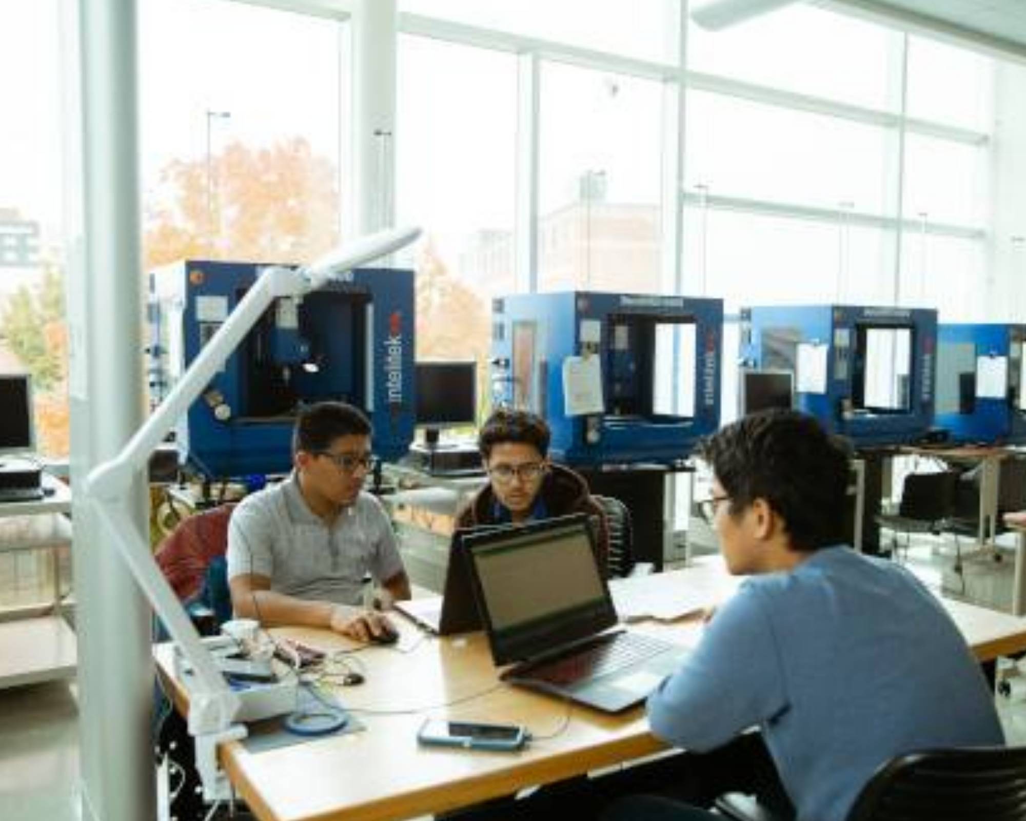 Students in Keller Engineering Laboratories